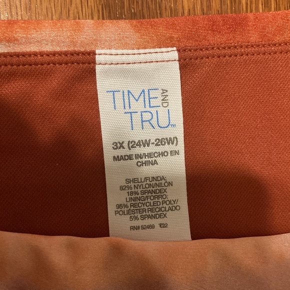 NWT 3X Bathing Suit w/ Detachable and Adjustable Straps - Picture 3 of 7